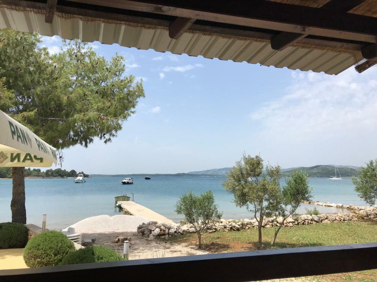 Villa Miggelangelo Tisno Bagian luar foto
